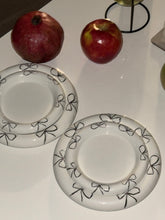 Load image into Gallery viewer, Two Small+ Two X-Small Plate Set