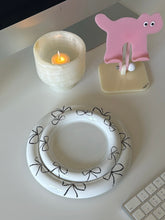 Load image into Gallery viewer, Four small plate set