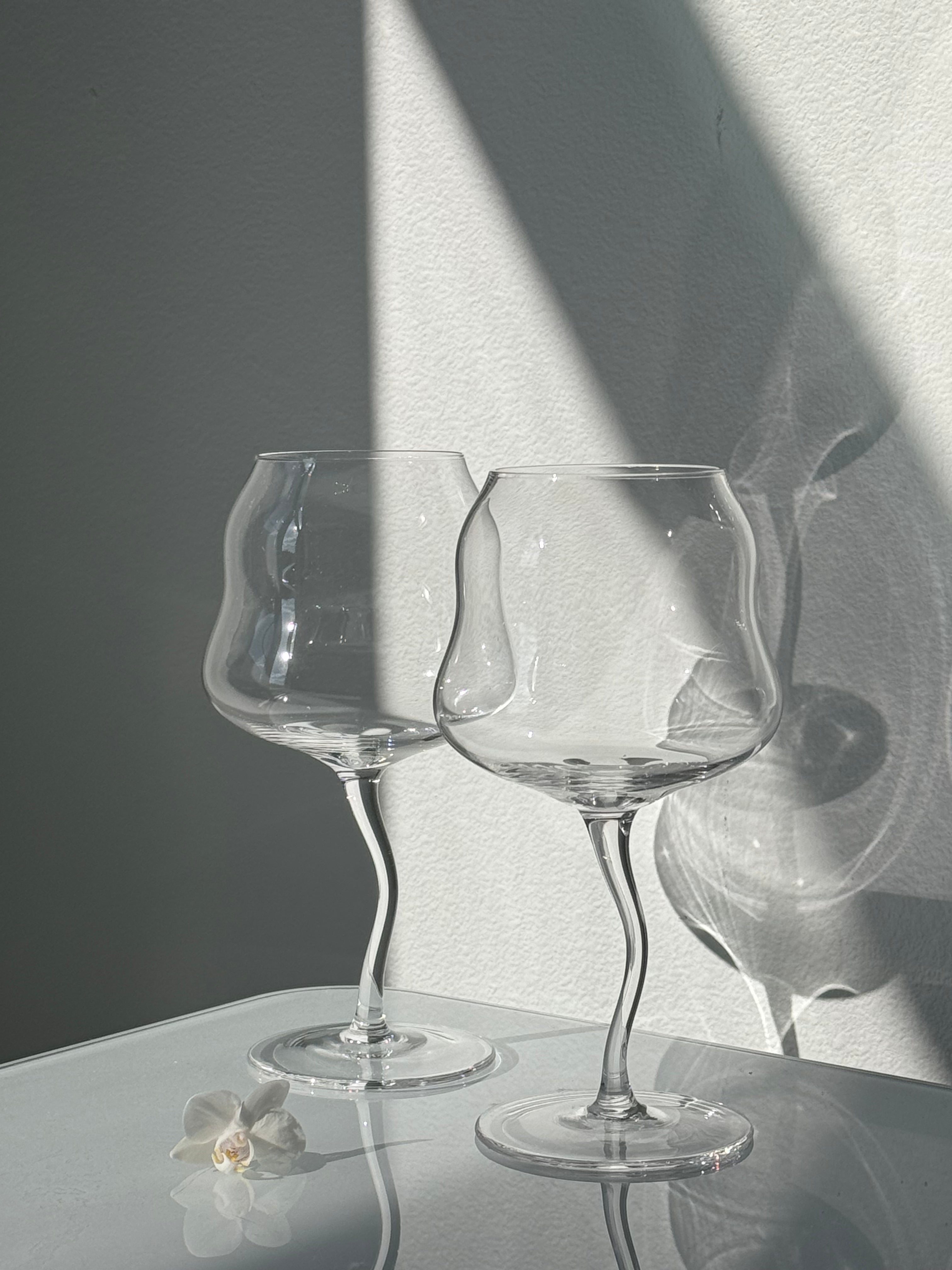 La Tulipe Wine Glasses (Set of Two)