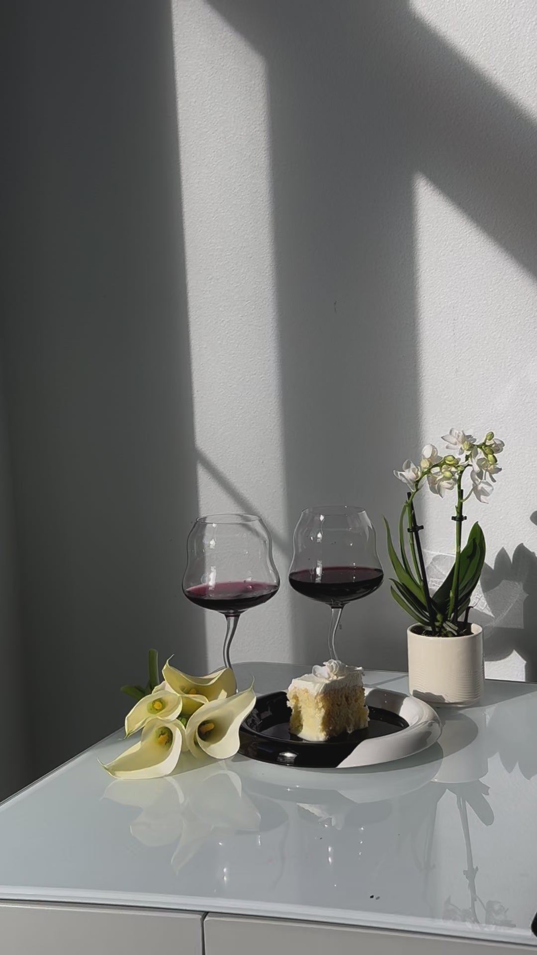 La Tulipe Wine Glasses (Set of Four)