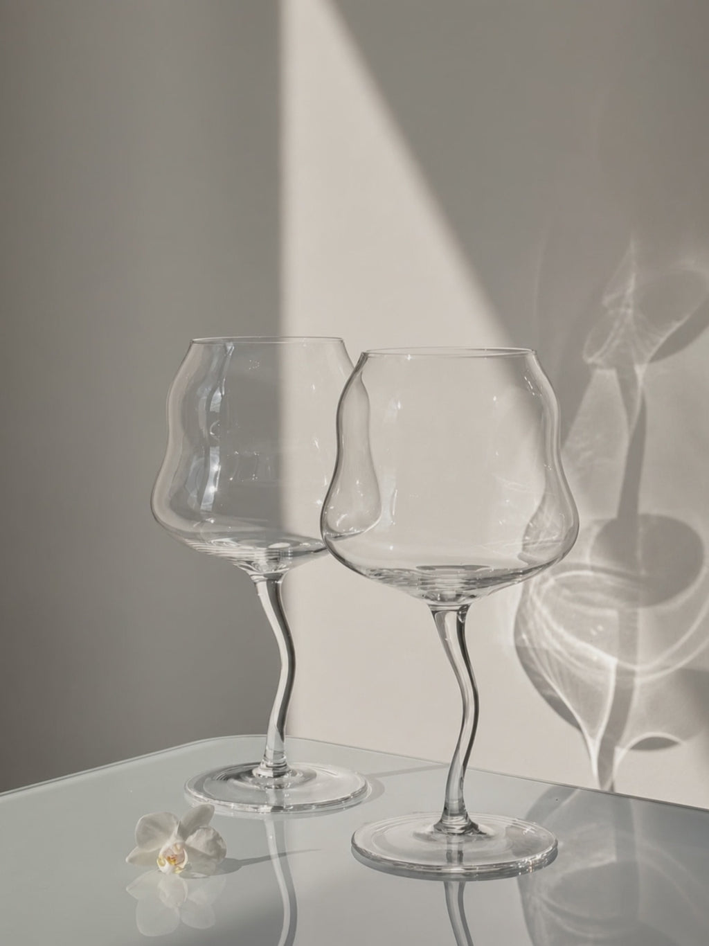La Tulipe Wine Glasses (Set of Two)